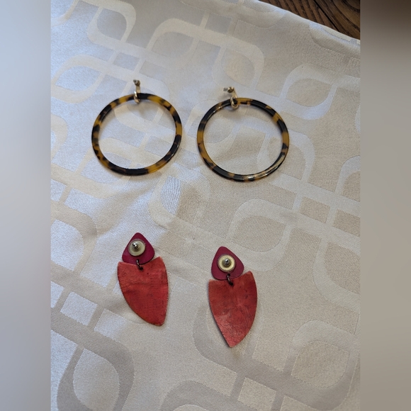 Statement earrings. Set of 2.  Cosmetic only . The circles are 3 inches. EUC. - Picture 4 of 6